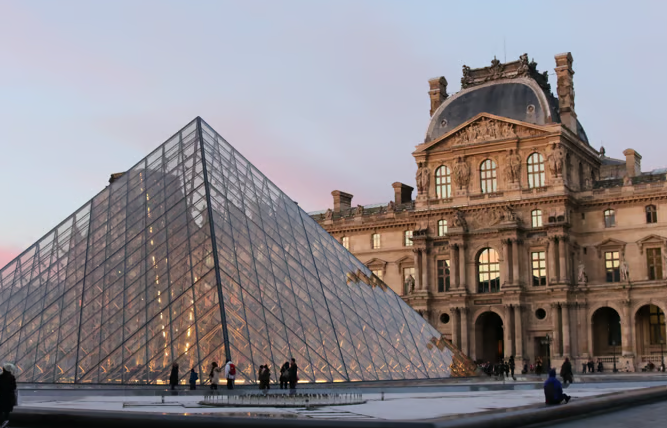 Transparent luxury property process in Paris and France