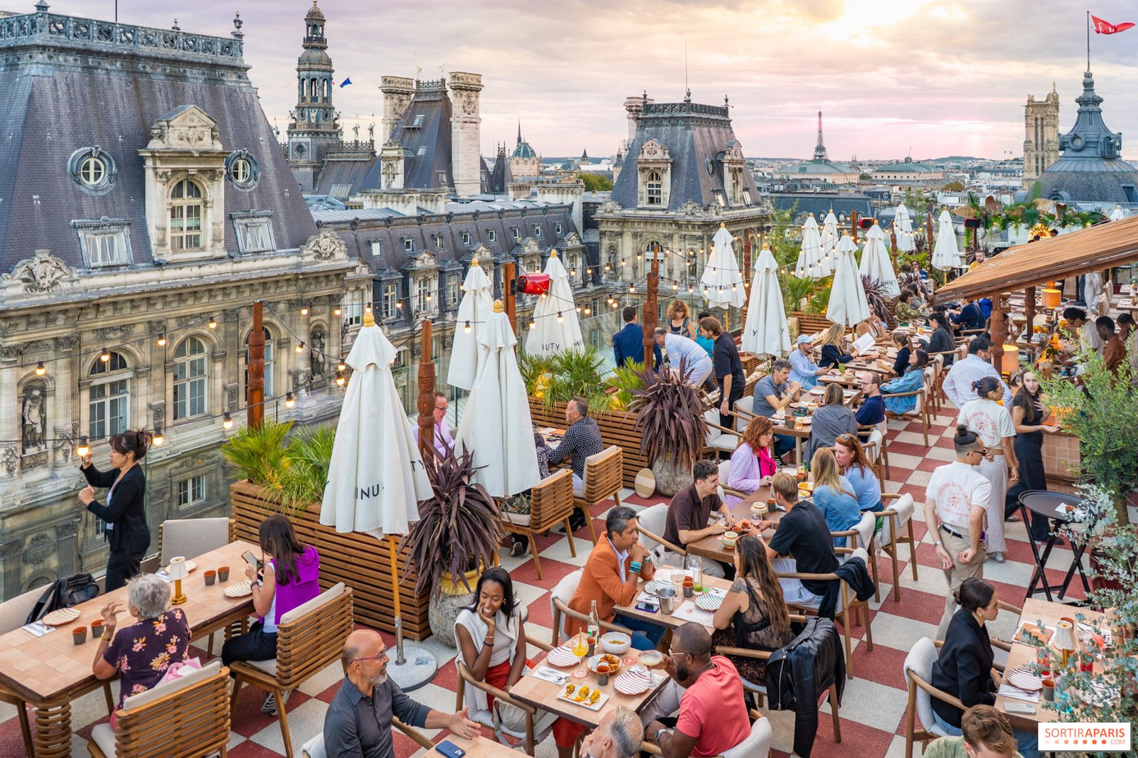 Elegant terrace café and lifestyle scene in Le Marais Paris