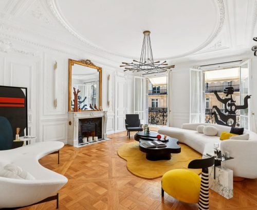 Luxury lifestyle and elegant avenues in Paris 8th arrondissement